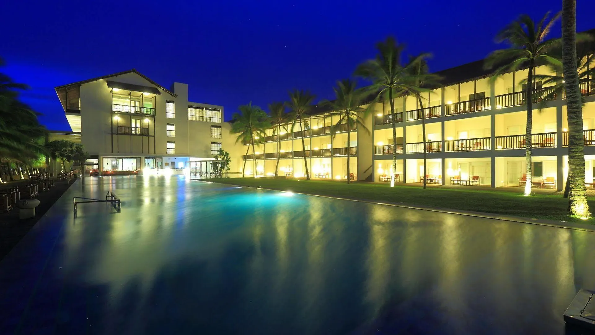 ***** Rezort Hotel Jetwing Blue Negombo Šrí Lanka